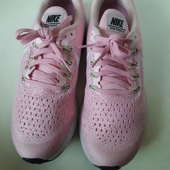 Nike Air Zoom Big Girl size 7Y Pink Sneaker - Picture 10 of 12